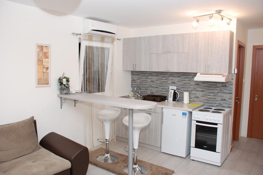 Franstal Apartments Белград Стая снимка