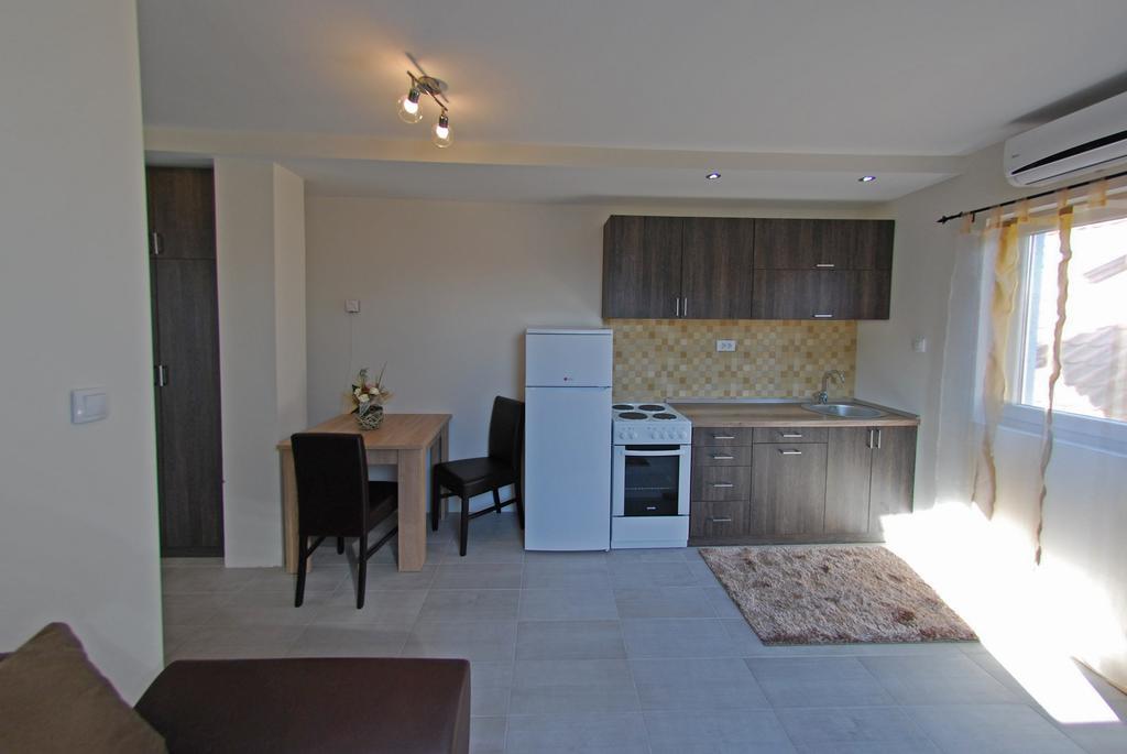 Franstal Apartments Белград Екстериор снимка