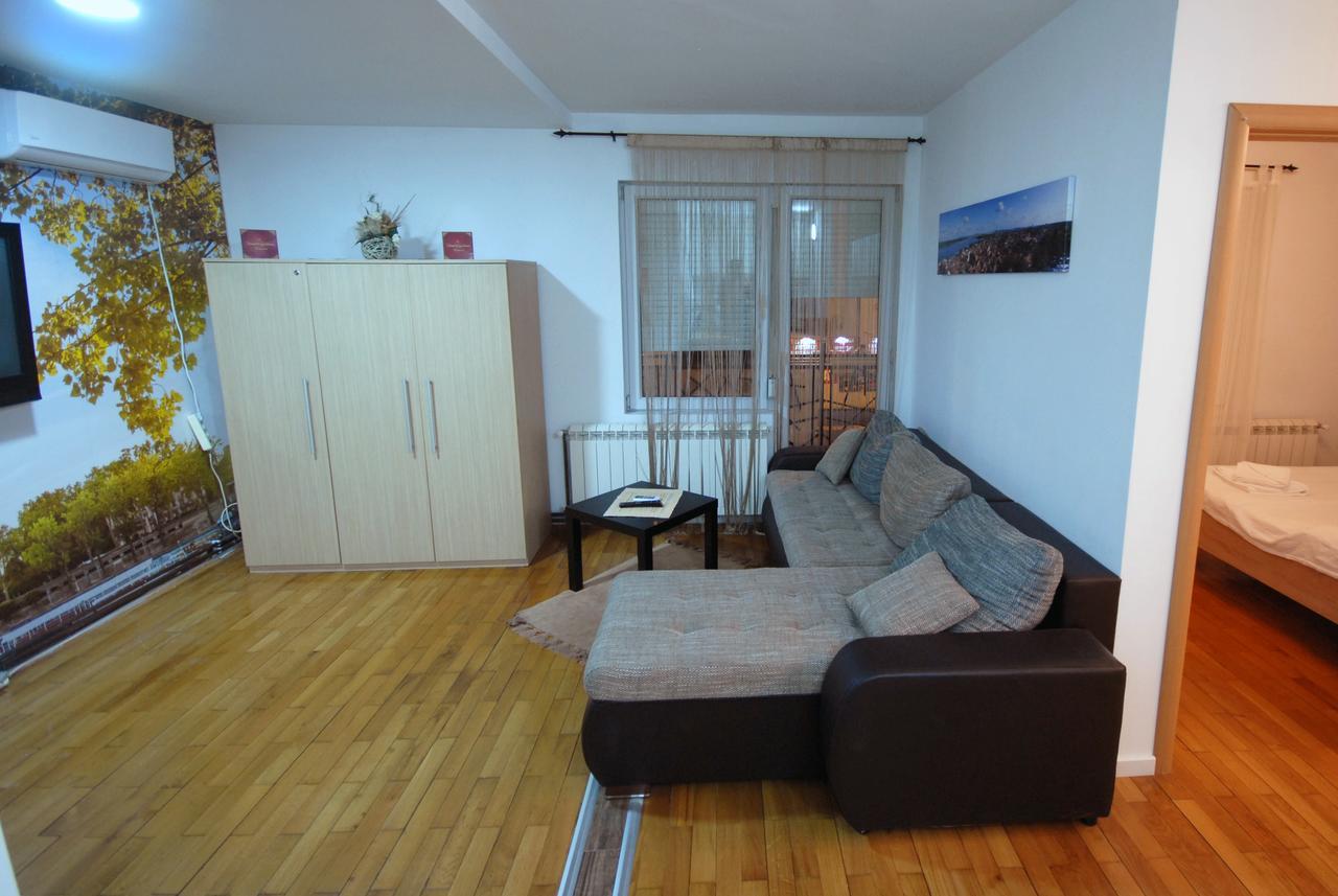 Franstal Apartments Белград Екстериор снимка